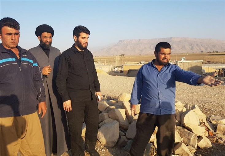 مداحان اهل بیت راهی خوزستان میشوند میثم مطیعی به دلیل شرایط بحران کمآبی در استان خوزستان، مراسم جشنهای خیابانی خود را لغو کرد و قرار است برای کمک به مردم راهی استان خوزستان شود.