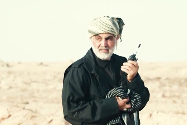 چرا ایران می تواند متحدین خود را حفظ کند ولی آمریکا نه؟!/ گزارش جالب خبرگزاری روسیه از شاهکار نظامی سردار سلیمانی در خاورمیانه در برابر آمریکا بر کسی پوشیده نیست از لحظه ورود آمریکایی ها به منطقه خاورمیانه ایرانی ها می دانستند هدف نهایی آمریکایی ها اشغال ایران است چون تا وقتی ایران را اشغال نکردند هیچ کاری را نمی توانند در منطقه خاورمیانه انجام دهند.
