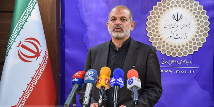 انتخاب استانداران شاید زمان ببرد، امّا بهترین انتخابها را انجام میدهیم/ کسانی که میخواهند واکسن بزنند جریمه نخواهند شد وزیر کشور درباره روند انتخاب استانداران گفت: این کار در مسیر انجام است و انجام خواهد شد و هماهنگیها را انجام خواهیم داد تا بهترین انتخاب را داشته باشیم.