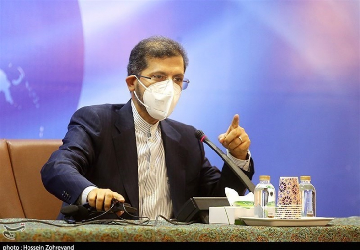 سخنگوی وزارت خارجه در مصاحبه با روزنامه لوموند فرانسه گفت: ایران نه چیزی بیشتر از برجام در هسته‌ای می‌پذیرد و نه چیزی کمتر از بندهای رفع تحریمی برجام را انتظار دارد.
