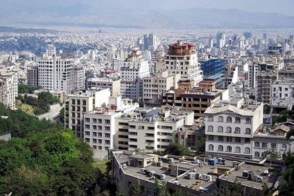 وضغیت وخیم اقتصادی در انتهای دولت روحانی/ تورم اجارهنامههای تمدیدی تابستان امسال به ۴۷ درصد رسید مرکز آمار اعلام کرد تورم اجارهنامههای تمدیدی در تابستان امسال به ۴۶.۹ درصد رسیده است؛ این در حالی است که ستاد کرونا سقف افزایش اجاره بها در تمدیدها را در تهران ۲۵ درصد تعیین کرده بود.