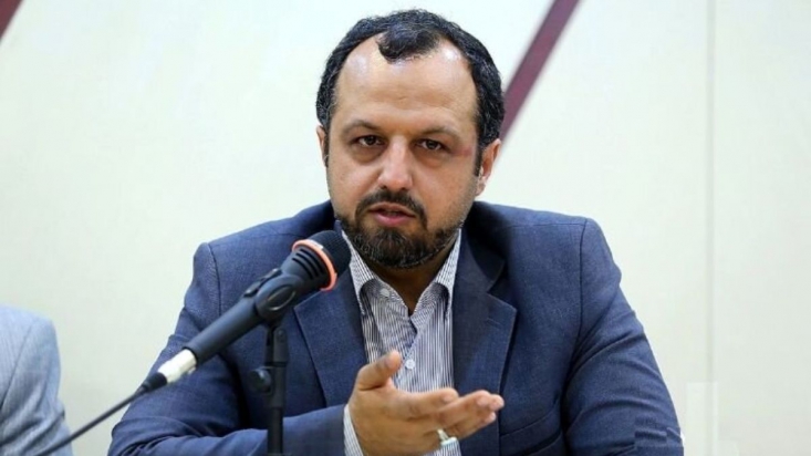 ماندن بانکها در بنگاه داری ایراد دارد/ نظام بانکی باید به سمت صنعتسازی و کمک به رشد اقتصادی کشور برود/ صورتهای مالی بانکها و شرکتهای دولتی را شفافسازی میکنیم قدرتی که شبکه بانکی کشور در خلق اعتبار دارد، موهبتی است که حاکمیت به آن داده است.حصول اطمینان از عدم استفاده از منابع بانکی در امور سوداگرانه و سفته بازی در بازارهای مختلف را از دیگر اهداف وزارت اقتصاد در حوزه نظام بانکی است.
