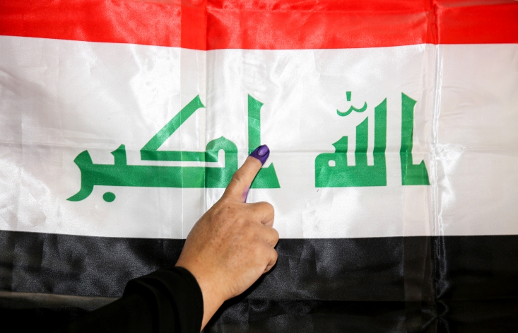 انتخابات عراق و پیامدهای داخلی و خارجی آن/ سرنوشت پستهای کلیدی در دوره آینده چه خواهد شد؟ به نظر می رسد جریان صدر در نتیجه کرسیهای بالایی که کسب کرده، پیش شرطهای جدیدی برای پیوستن گروههای سیاسی به خود برای تشکیل دولت خواهد داشت و سقف مطالبات خود را افزایش خواهد داد.