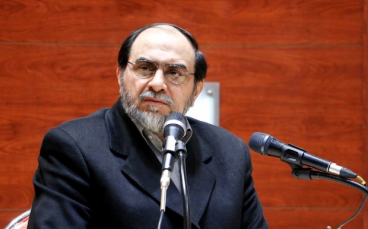 نماز جمعه نباید تریبون تکرار مکررات و کلیگویی باشد/ به روح مقدس جوانان احترام بگذارید و انتقاد را سرکوب نکنید/ روحانیت، از مدرس تا مرجع تقلید باید پاسخگوی مسئولیتهای معرفتی خود باشند/ جامعه رفت و شما جا ماندید!/ رهبری نباید پاسخگوی کوتاهیهای شما باشد نماز جمعه محلی برای پاسخگو کردن حوزهها است، مدیریت حوزههای علمیه، مدرسان، تا مراجع تقلید همه باید پاسخگوی مسئولیت های معرفتی خود باشند.