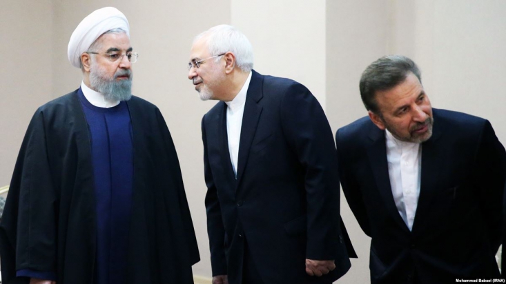نگاهی به دستاوردهای «تقریبا هیچ» دولت روحانی در زمینه فضایی/ دولت سیزدهم مصمم به جبران کمکاریهای گذشته است ماهواره «شریف صدر» به رغم قرارگرفتن روی موشک ماهواره بر و آماده شدن برای پرتاب، پس از هشدار امریکاییها، دوباره به آشیانه برگشت.» به گفته روستا آزاد، نامه و گلایه او به ریاست جمهوری هم این واکنش را در پی داشت که «به شما ارتباطی ندارد.»