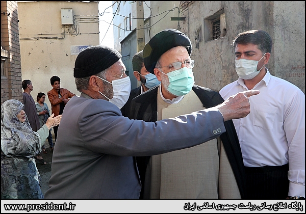 رئیس جمهور به صورت سرزده در یکی از محله‌های محروم شهر تهران حضور یافت و در گفت‌وگو با اهالی از نزدیک وضعیت آن را بررسی کرد.


