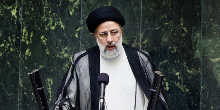 صادرات غیرنفتی ۴۰ درصد افزایش یافته است/ امکان ندارد ارز ترجیحی بدون فکر برای سفره مردم حذف کرد/ کنترل و سیر نزولی تورم آغاز شده است رئیس جمهور نزولی شدن سیر تورم را اقدامی مبارک دانست و گفت: این موضوع بعدها به کاهش رشد قیمت ها و تورم در حوزه های مختلف میانجامد.