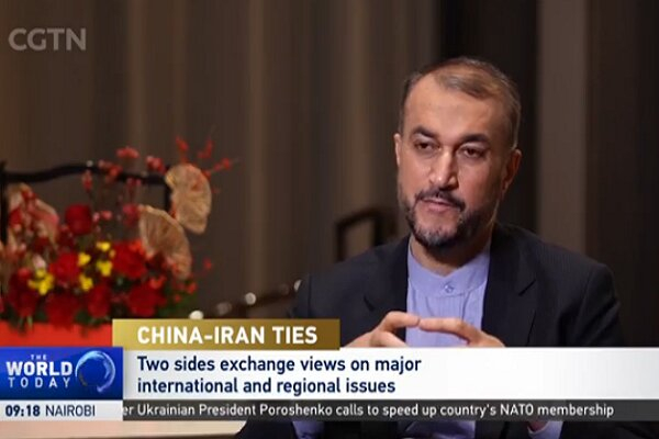 وزیر خارجه جمهوری اسلامی ایران امروز در مصاحبه با شبکه تلویزیونی «سی‌جی‌تی‌اِن» تصریح کرد که تهران هرگز قصد اتلاف وقت و یا منحرف کردن جریان مذاکراتِ برچیدن تحریم های ضدایرانی را ندارد.

