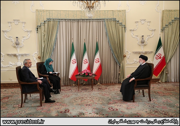 دولت نوعی توازن را در سیاست بینالملل دنبال میکند/ امروز به نوعی کمبودها و کاستیها دارد جبران میشود/ بنای ما بر کنترل تورم است رئیس جمهور گفت: دولت نوعی توازن را در سیاست بین الملل دنبال میکند. تجارت و تعامل اقتصادی ایران با تاجیکستان پس از سفر من به این کشور سه برابر شده است.