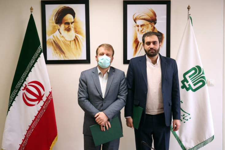 اعطای تسهیلات خرد اشتغالزایی به مرزنشینان بهموجب این تفاهمنامه بنیاد علوی به متقاضیان تسهیلات اشتغالی در مناطق مرزی که از سوی وزارت کار معرفی میشوند، تسهیلات خرد قرضالحسنه تا صد میلیون تومان اعطا میکند.