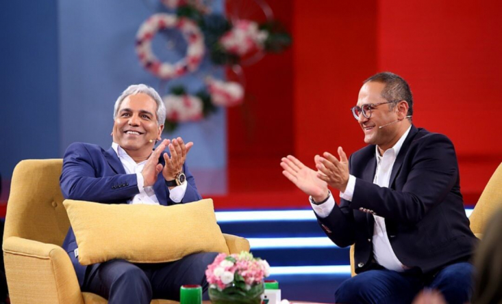 «دورهمی» و «خندوانه» تابستان هم پخش میشود برنامههای جدید جواهر سرخ، طنزستان و ادامه پخش دورهمی، خندوانه، شوتبال، تهمتن، کارستون، شکرستان، سریال سه دونگ سه دونگ، نسیم آوا و همچنین مجموعه دست به نقد از جمله برنامه های شبکه نسیم هستند که میهمان مخاطبان در فصل تابستان خواهند بود.