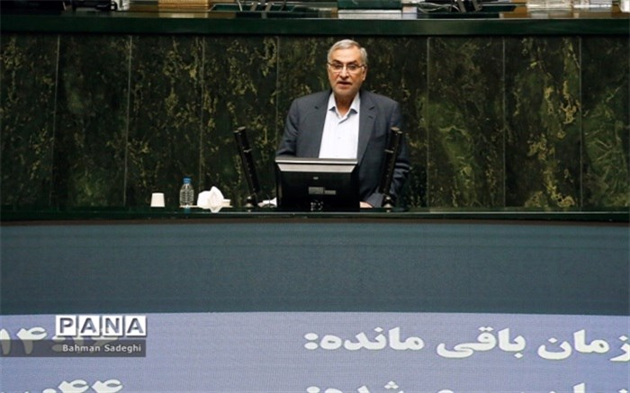 ظرفیت پزشکی ۲۰ درصد و ناظر به مناطق محروم افزایش یافته است/ نزدیک به ۴۰۰ خانه بهداشت ایجاد کردیم/ برای اولین بار اکنون بالای ۹۵ درصد مردم بیمه هستند/ تمرکز امسال بر درمان ناباروری است عین اللهی بیان داشت: ما برای اولین بار بیمه همگانی که آرزوی ملت بود را توانستیم اجرا کنیم و امروزه تقریباً بالای ۹۵ درصد مردم بیمه هستند.