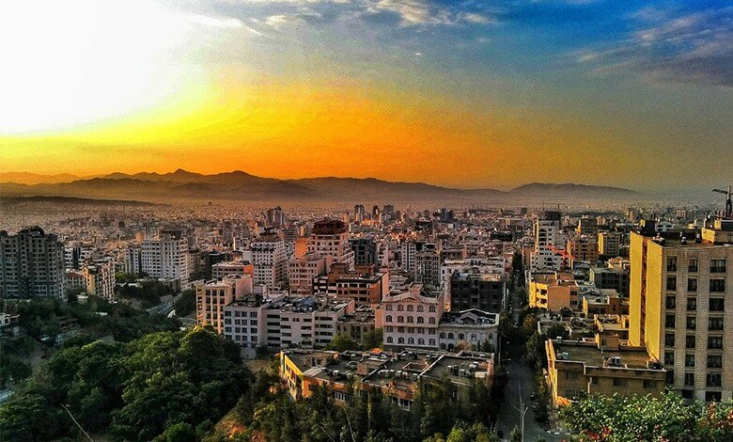جهش ۸ برابری قیمت مسکن در دولت روحانی/ مسکن متری ۱۲۰ میلیون با تداوم دولت قبل تا ۱۴۰۴ اهمال دولت گذشته در بخش مسکن، باعث جهش ۸ برابری قیمت و ناممکن شدن تامین مسکن برای بخش زیادی از مردم شد؛ بحرانی که هنوز گریبانگیر کشور است، اما دولت سیزدهم برای حل ریشهای این بحران راهکارهای مختلفی را در پیش گرفته است.