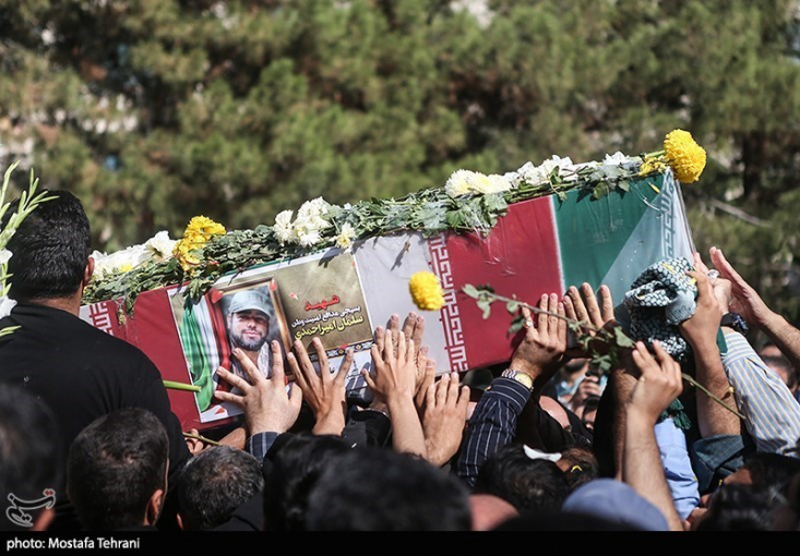 &laquo;حمید پورنوروز&raquo; از مدافعان حریم اهل بیت&zwnj;(ع) شب جمعه در اغتشاشات لاهیجان توسط اغتشاشگران به شهادت رسید.
