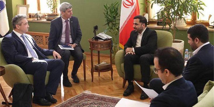 وزیر ارتباطات و فناوری اطلاعات با معاون وزیر توسعه دیجیتال، ارتباطات و رسانه‌های جمعی روسیه در تهران با دیدار و گفت وگو کرد.
