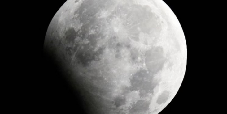 شرایط قرار گرفتن ماه در آسمان به گونه ای رقم خورده که در هزار سال گذشته اینقدر به زمین نزدیک نبوده است و این پدیده تا ۳۴۵ سال آینده هم تکرار نخواهد شد.