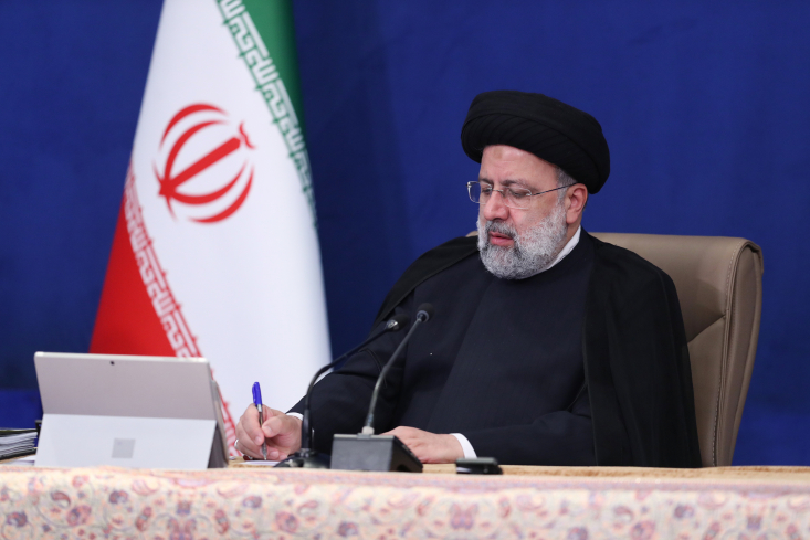 رئیس جمهور در پیام‌های جداگانه‌ای وقوع حادثه دلخراش زلزله در۲ کشور دوست و برادر ترکیه و سوریه را به روسای جمهور و مردم دو کشور تسلیت گفت و آمادگی کشورمان برای ارائه کمک‌های امدادی فوری را اعلام کرد.