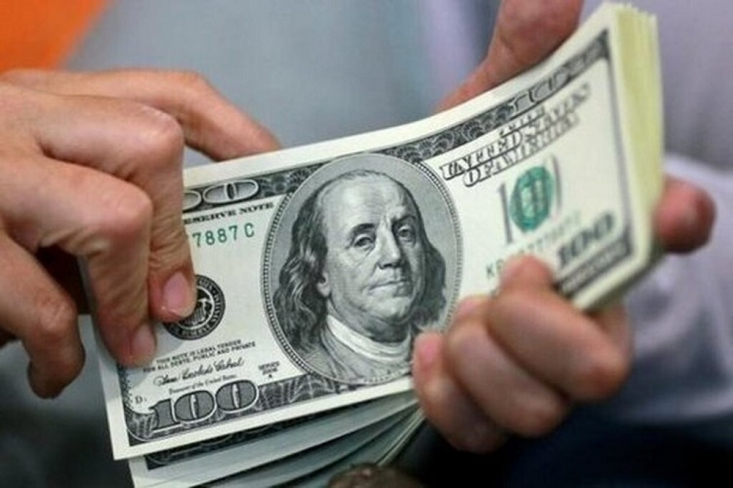 در پی اخبار منتشر شده در خصوص شروع رسمی روابط ایران و عربستان، فعالین بازار در تحلیل‌های قبلی خود بازنگری کردند و کف قیمت دلار را تا محدوده ۴۰ هزارتومان پایین کشیدند.