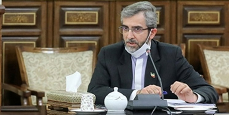 چشمانداز سیاست خارجی در پرتو نظم جدید جهانی تحولات مهم بینالمللی و منطقهای این فرصت را فراهم ساخته تا با مروری بر فرصتهای برآمده از نظام در حال تغییر جهانی، چشماندازی از تحولات کلان سیاست خارجی از ابتدای شروع به کار دولت سیزدهم ترسیم گردد.