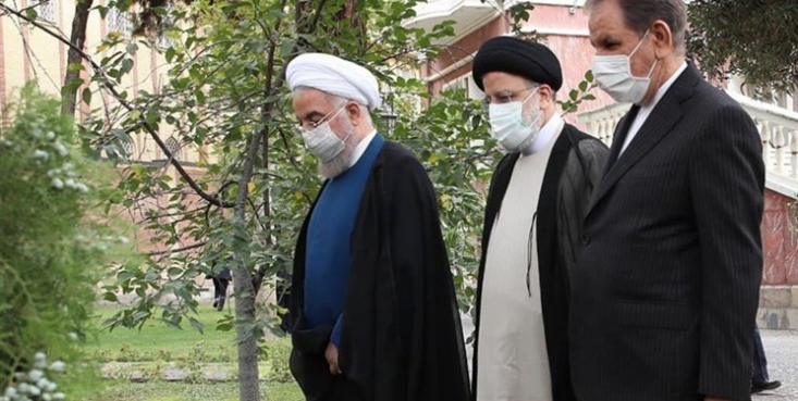 خان دوم؛ گذر از زمین مینگذاری شده ارز ۴۲۰۰ تومانی/ مسدود ساختن راه فساد «ارز جهانگیری» و واریز یارانه مستقیم به مردم با تغییر فرمان دولت به نفع مردم، دولت سیزدهم با حذف کالاهای مشمول ارز ترجیحی ۴۲۰۰ تومانی یارانه ۳۰۰ و ۴۰۰ هزارتومانی را به حساب هر فرد واریز کرد که نه تنها سبب کاهش قدرت خرید آنها بلکه افزایش قدرت خرید آنها شده است.