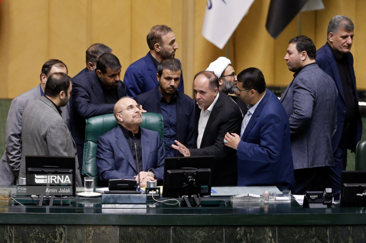 نگاهی به یک دروغ رسانهای/ لایحه عفاف و حجاب توسط چه کسانی دستکاری شده است؟ هیات رئیسه مجلس باید توضیحاتی قانع کننده پیرامون این نوع اداره مجلس که تبعات خطرناکی برای جمهوریت نظام و مجلس شورای اسلامی دارد، ارائه کند.