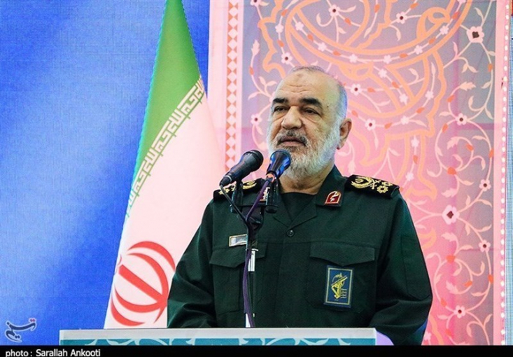 سرلشکر سلامی: تا فروپاشی اسرائیل چیزی نمانده است/ به زودی شاهد پیروزی عظیم فلسطینیها خواهیم بود فرمانده کل سپاه با بیان اینکه تا فروپاشی رژیم جعلی اسرائیل چیزی نمانده است، گفت: یقین بدانید که صبح پیروزی به لطف الهی نزدیک است؛ به همین زودیها شاهد این شکوه عظمت و پیروزی خواهیم بود.