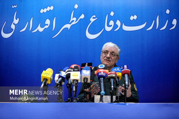 سخنگوی وزارت دفاع گفت: نیروهای مسلح فقط مسوول مهیاکردن شرایط امنیتی انتخابات هستند اما هیچ مداخله و شرکتی در رقابت‌های انتخاباتی و حمایت از نامزدها نخواهند داشت.

