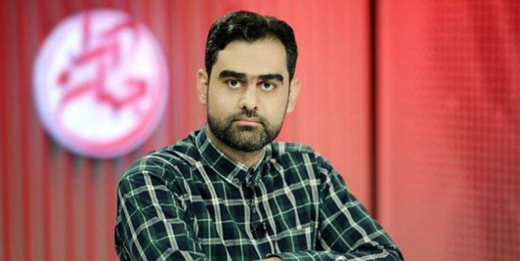 چرا باید به امیرحسین ثابتی رای بدهیم؟/ اصولگرایان به جای نامزدها، لیست اسامی را تبلیغ میکنند پیشنهاد من این است اگر تصمیمتان بر رای دادن به لیست اصولگرایان است، یکی از آن مجهولالهویههای سهمیهای را حذف کنید و نام امیرحسین ثابتی را بنویسید.