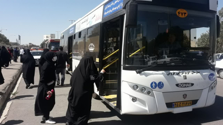 سرویس دهی شرکت واحد اتوبوسرانی تهران به راهپیماییان روز جهانی قدس شرکت واحد اتوبوسرانی تهران با صدور اطلاعیهای، از خدماترسانی ناوگان اتوبوسرانی به شرکتکنندگان در مراسم راهپیمایی روز جهانی قدس، خبر داد.