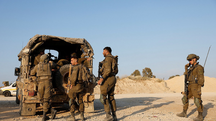 روز یکشنبه رادیو ارتش رژیم صهیونیستی در خبری اعلام کرد که لشکر 98 ارتش اسرائیل پس از پایان عملیات‌ خود از منطقه خانیونس عقب نشینی کرده است. این عقب‌نشینی در شرایطی رخ داد که رژیم نسبت به تحقق اهداف خود در غزه ناکام مانده بود.