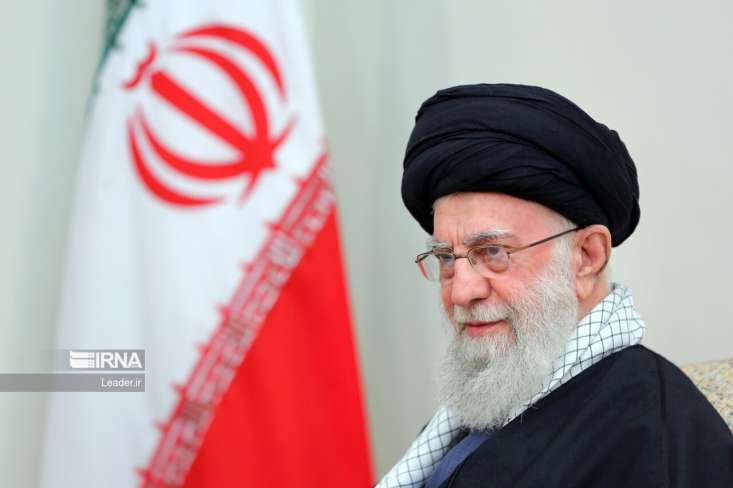 تبریک رهبر انقلاب به قهرمانان کشتی آزاد و فرنگی در پی قهرمانی تیم های کشتی فرنگی و آزاد در مسابقات قهرمانی آسیا در بیشکک قرقیزستان، حضرت آیتالله خامنهای رهبر انقلاب اسلامی در پیامی از جوانان کشتیگیر قهرمان صمیمانه تشکر کردند.