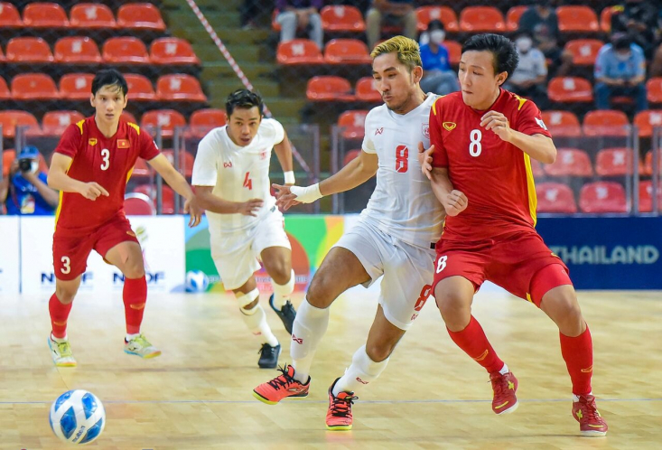 نخسیتن دیدار جام ملت‌های فوتسال آسیا با تساوی بین تیم‌های ویتنام و میانمار به پایان رسید.

