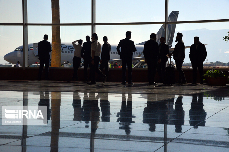 روابط عمومی شرکت فرودگاه‌ها و ناوبری هوایی ایران اعلام کرد: سال گذشته در فرودگاه مهرآباد پروازها و اعزام رشد داشته و حدود ۱۲ میلیون و ۶۸۴ هزار و ۵۲۰ مسافر پذیرش شدند.

