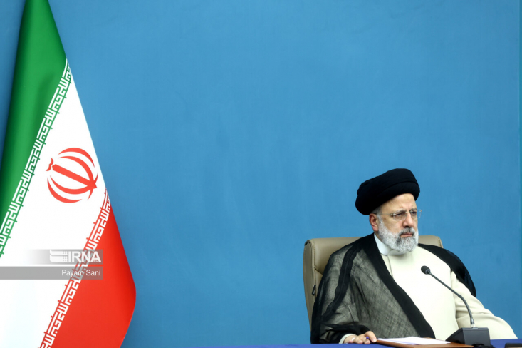 رییس جمهور: ساز و کارهای مشارکت مردم برای تحقق شعار سال فراهم شود رییس جمهور با اشاره به شعار سال «جهش تولید با مشارکت مردم» گفت: امسال سال مشارکت مردمی و نخستین نکته در مشارکت ایجاد ساز و کار است پس باید بستر را برای مشارکت مردم فراهم کرد.