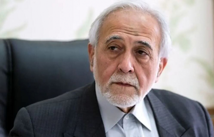 مدیران و فعالان اقتصادی درگذشت «پرویز داوودی» تسلیت گفتند جمعی از مدیران و فعالان دولتی و غیردولتی در بخشهای مختلف اقتصادی در پیام های جداگانه درگذشت «پرویز داوودی» استاد اقتصاد دانشگاه شهید بهشتی و معاون اول رئیس جمهوری دولت نهم را به خانواده آن مرحوم و جامعه علمی کشور تسلیت گفتند.