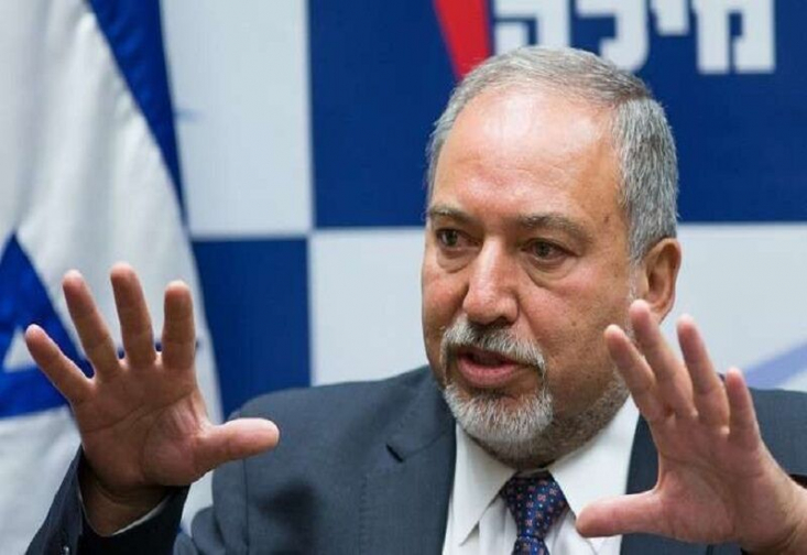 لیبرمن: در جنگ غزه به اوج رسوایی نزدیک هستیم «آویگدور لیبرمن» وزیر اسبق جنگ رژیم صهیونیستی پنجشنبه شب گفت: در جنگ غزه ما به اوج رسوایی نزدیک هستیم.