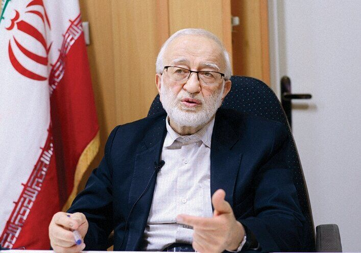 «وعده صادق» با هوشمندی کامل دیپلماسی و میدان محقق شد/ دفاع ایران کاملا مشروع بود عضو مجمع تشخیص مصلحت نظام در تبیین پیام عملیات «وعده صادق»، گفت: تنبیه متجاوز با هوشمندی کامل در عرصه میدان و سیاست یا در عرصه سیاست و عملیات دفاعی بازدارنده، بسیار خوب و هوشمندانه انجام شد.