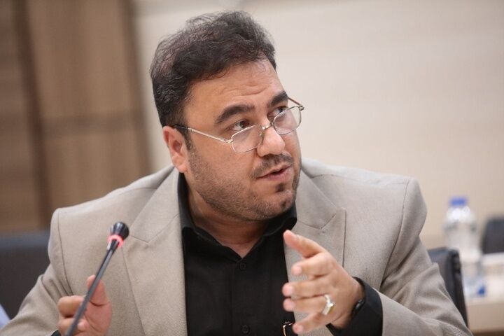 جامعه مهندسین در مرحله دوم انتخابات مجلس فهرست مشترک با امناء و شانا میدهد قائم مقام جامعه اسلامی مهندسین به تشریح نشست ماهیانه تشکل متبوعش پرداخت و در عین حال اعلام کرد: از فهرستهای مختلفی که گزینههای آنها به مرحله دوم انتخاب راه پیدا کردهاند، فهرست ۱۶ نفره خود را به زودی رسانهای میکنیم.