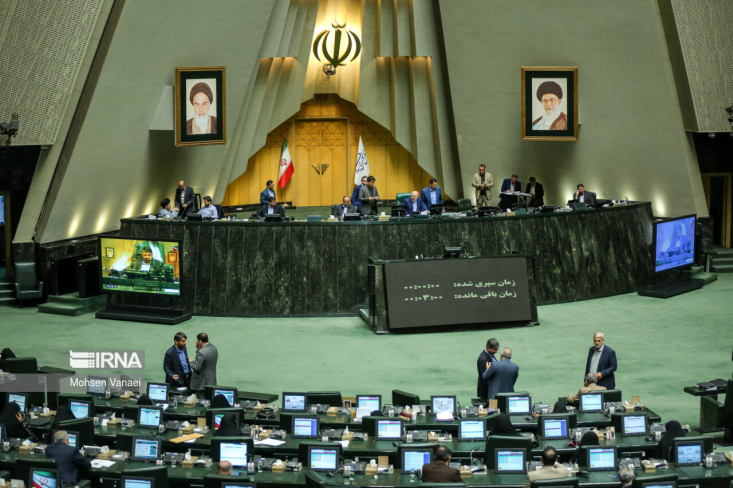 نمایندگان مجلس شورای اسلامی در جلسه علنی امروز - دوشنبه - با اکثریت آرا، کلیات جدول ۹ لایحه بودجه ۱۴۰۳ را به تصویب رساندند.

