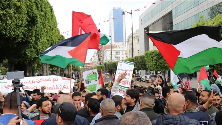 دانشگاه‌های سه کشور عربی روز دوشنبه شاهد برگزاری تظاهرات در همبستگی با فلسطینیان بودند. آنها خواستار پایان دادن به جنگ رژیم صهیونیستی علیه غزه شدند و دانشجویان اردن و لبنان نیز درحال آماده شدن برای برگزاری تظاهرات در حمایت از فلسطین هستند.