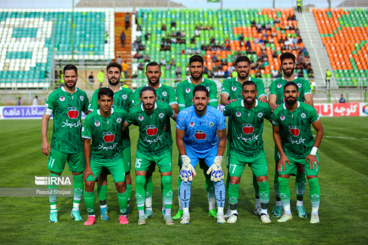 تیم فوتبال آلومینیوم اراک در حالی عصر امروز (شنبه) در هفته بیست و هفتم لیگ برتر میزبان تیم قعر جدولی صنعت نفت آبادان است که پس از چند بازی موفق و انگیزه‌ای مضاعف قصد دارد خود را به رده‌های بالای جدول لیگ برساند.

