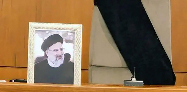 بغض شهید مظلوم در آخرین جلسه دولت/ رمزگشایی آیتالله رئیسی از سکوت خود در برابر تخریبها آیتالله سید ابراهیم رئیسی، رئیس جمهور شهید کشورمان بیان کرد: پیمان من با خداوند متعال این است که خلاف خواست رهبری که عبارت باشد از طرح کردن موضوعی که