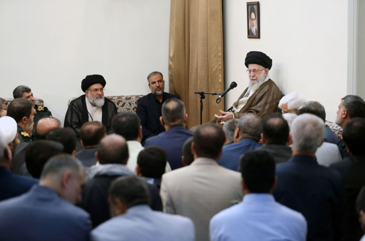 رهبر معظم انقلاب، هدف دشمن از جنگ روانی در عرصه نظامی را ایجاد ترس و عقب‌نشینی خواندند و گفتند: به تعبیر قرآن کریم، عقب‌نشینی غیرتاکتیکی در هر میدانی چه عرصه نظامی و چه میدان‌های سیاسی، تبلیغاتی و اقتصادی، غضب الهی را به دنبال دارد.