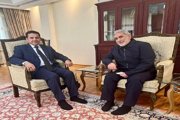الاعرجی با سردار قاآنی دیدار کرد مشاور امنیت ملی نخستوزیر عراق در ادامه دیدارهای خود با مقامهای ایرانی، با فرمانده نیروی قدس سپاه پاسداران انقلاب اسلامی دیدار و گفتوگو کرد.