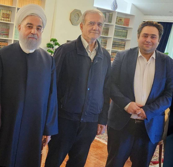 سکوت پزشکیان نسبت به انتصاب اعضای خانواده اش در سمت های دولتی ادامه دارد.