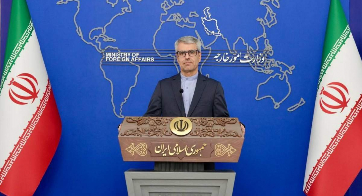 بقائی: سفارت ایران در دمشق کماکان فعال است سخنگوی وزارت امور خارجه در واکنش به ادعاهای تخلیه سفارت ایران ضمن تکذیب این ادعاها بیان داشت که سفارت ایران فعال است.