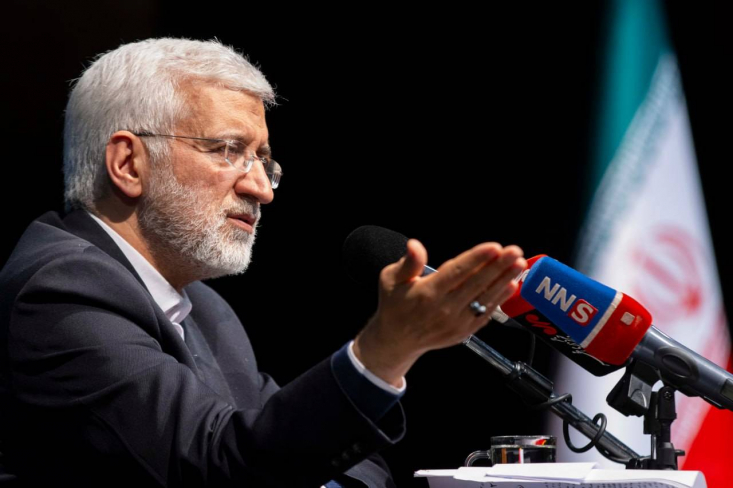 این تفکر که با مذاکره میتوان مشکلات را برطرف کرد، یک تفکر رمانتیک است/ سوخت موشکهای ما، مطالبات و انگیزههای مردمی هستند عضو مجمع تشخیص مصلحت نظام با تأکید بر اینکه باید در نقاط بزنگاهی نقش خود را درست بشناسیم، اظهار کرد: اگر راجع به موضوعی میخواهیم یک تحلیل درست داشته باشیم، مهم است که قبل از آن، توصیف ما از وقایع درست باشد.