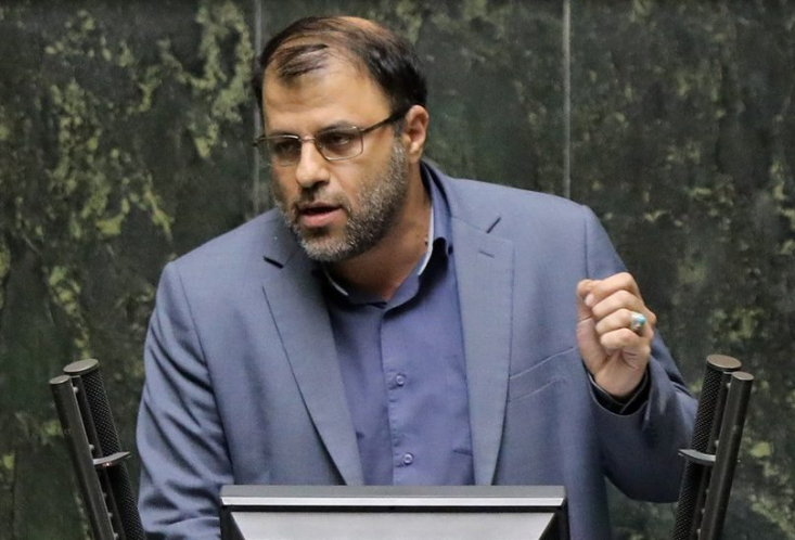 آن اقدامی که باید انجام می‌شد، در همان سال ۹۸ که ایران در لیست سیاه قرار گرفت، در آنجا کم‌کاری شده است چرا که باید مثلاً با کشورهایی مثل چین که عضو اصلی FATF بودند رایزنی می‌شد تا آن‌ها ورود ایران به لیست سیاه را وتو می‌کردند. 
