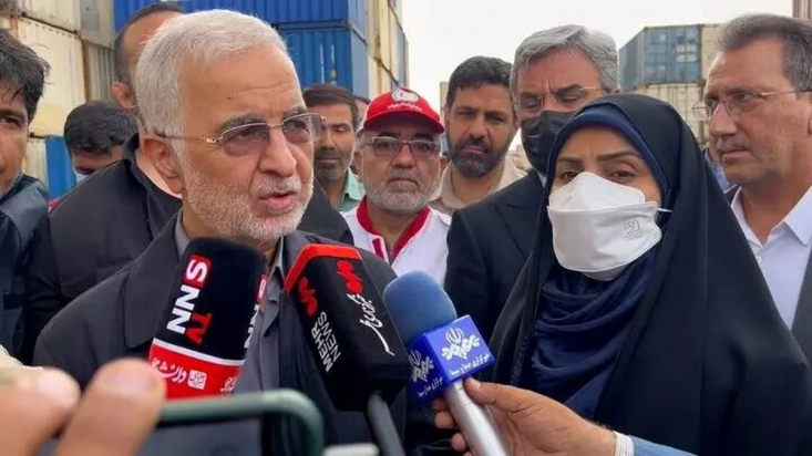 وزیر کشور پس از بازدید از محوطه بندر شهید رجایی پس از اطفا حریق، گفت: حدود ۸۰ درصد از حریق اطفا شده و تنها حدود ۲۰ درصد باقی مانده است.
