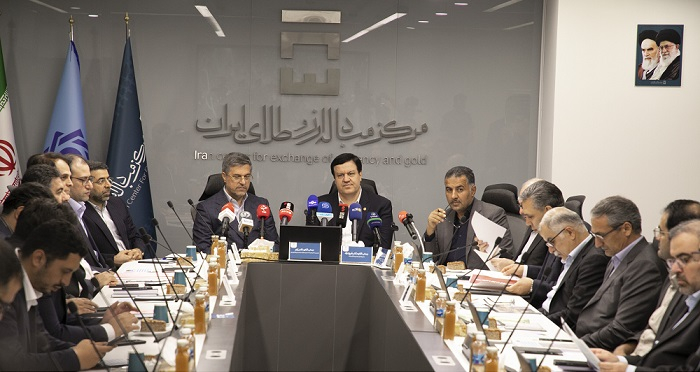 نشست خبری تأمین مالی ارزی بخش تولید با موضوع عرضه اوراق مرابحه ارزی پتروشیمی نگین مهستان و پتروشیمی سروش مهستان در محل مرکز مبادله ارز و طلای ایران با حضور مدیرعامل بانک ملت برگزار شد.